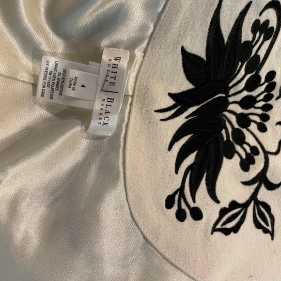 Artisan Embroidered Cotton Jacket | White & Black | Size 4 - Picture 6 of 6